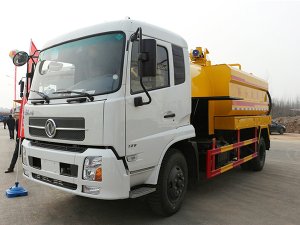 东风天锦HYS5162GQXE5清洗吸污車(chē)